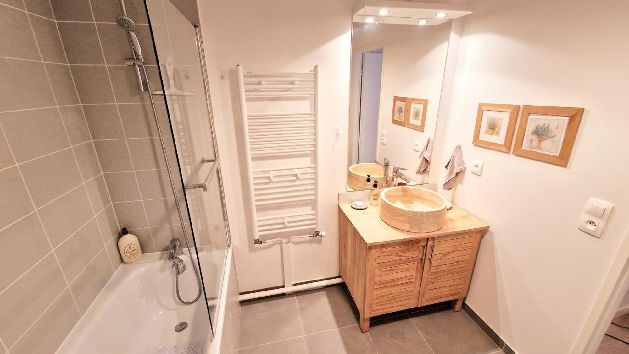 Appartement Moderne 3 Pieces Avec Parking Prive Massy  Luaran gambar